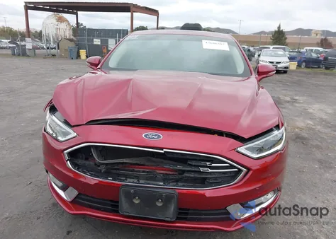 2017 Ford Fusion Energi Titanium из США, поврежденный, VIN 3FA6P0SU4HR284353